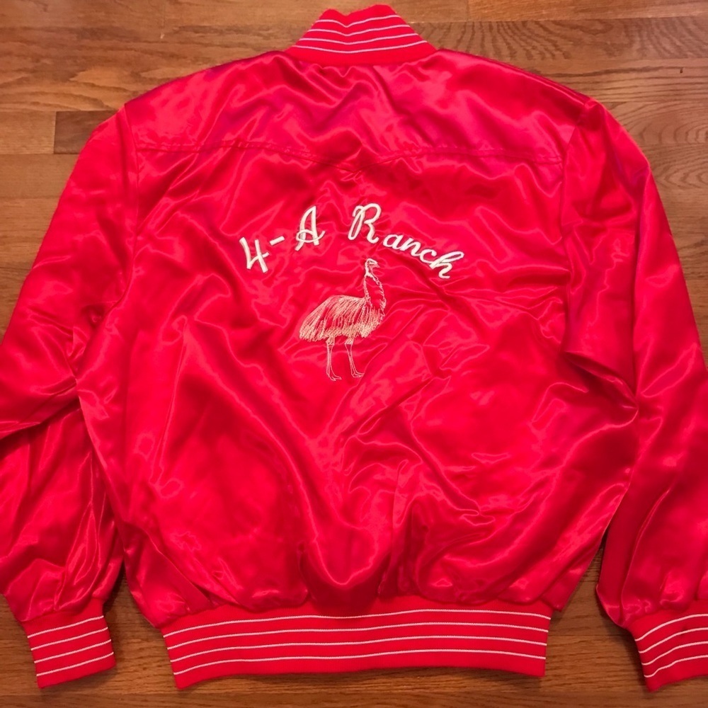 VINTAGE RED SATIN POLY JACKET 2XL. STITCHING 4. A RANCH FALL WINTER COLD